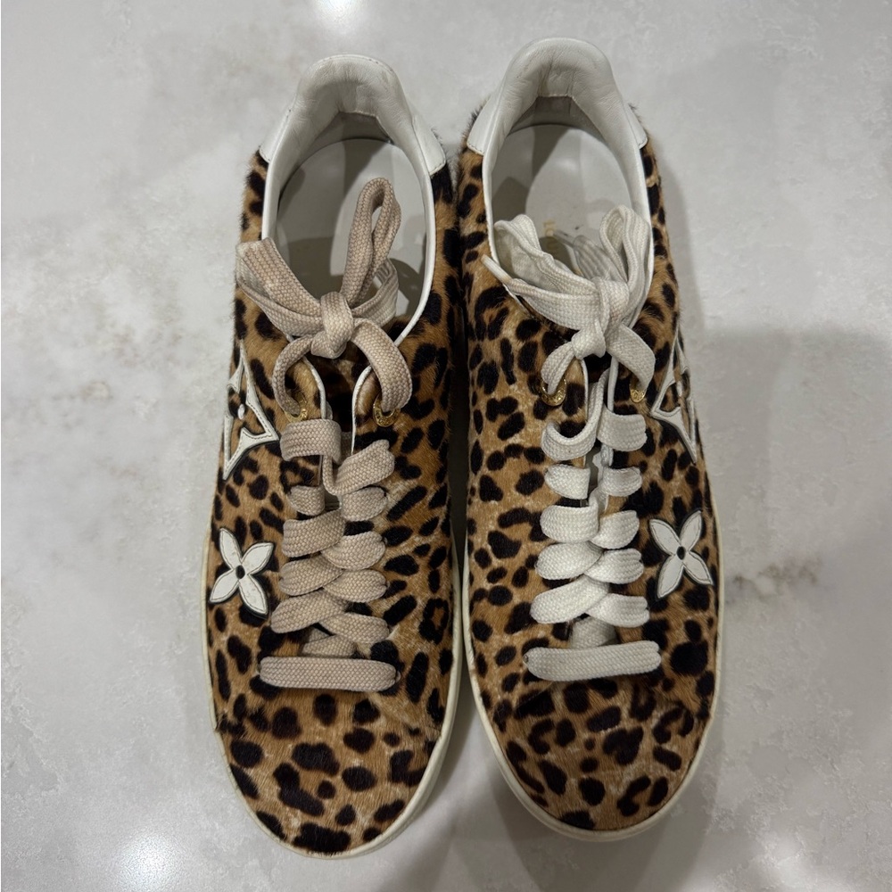 Louis Vuitton Leopard Print Frontrow Sneakers
